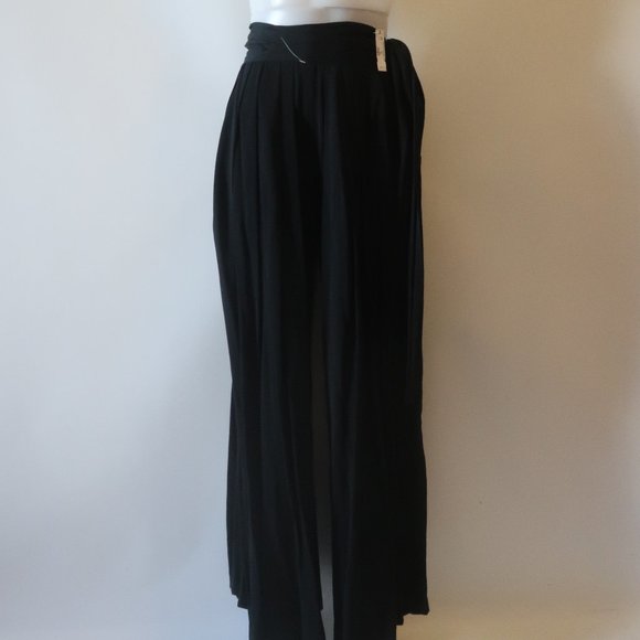 I.MAGNIN Pants - NWT Womens I.Magnin Black High Waisted Wide Leg Pleated Pants 4 * TICKETED PRICE